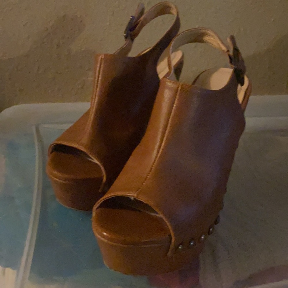 Wedges - Picture 2 of 3